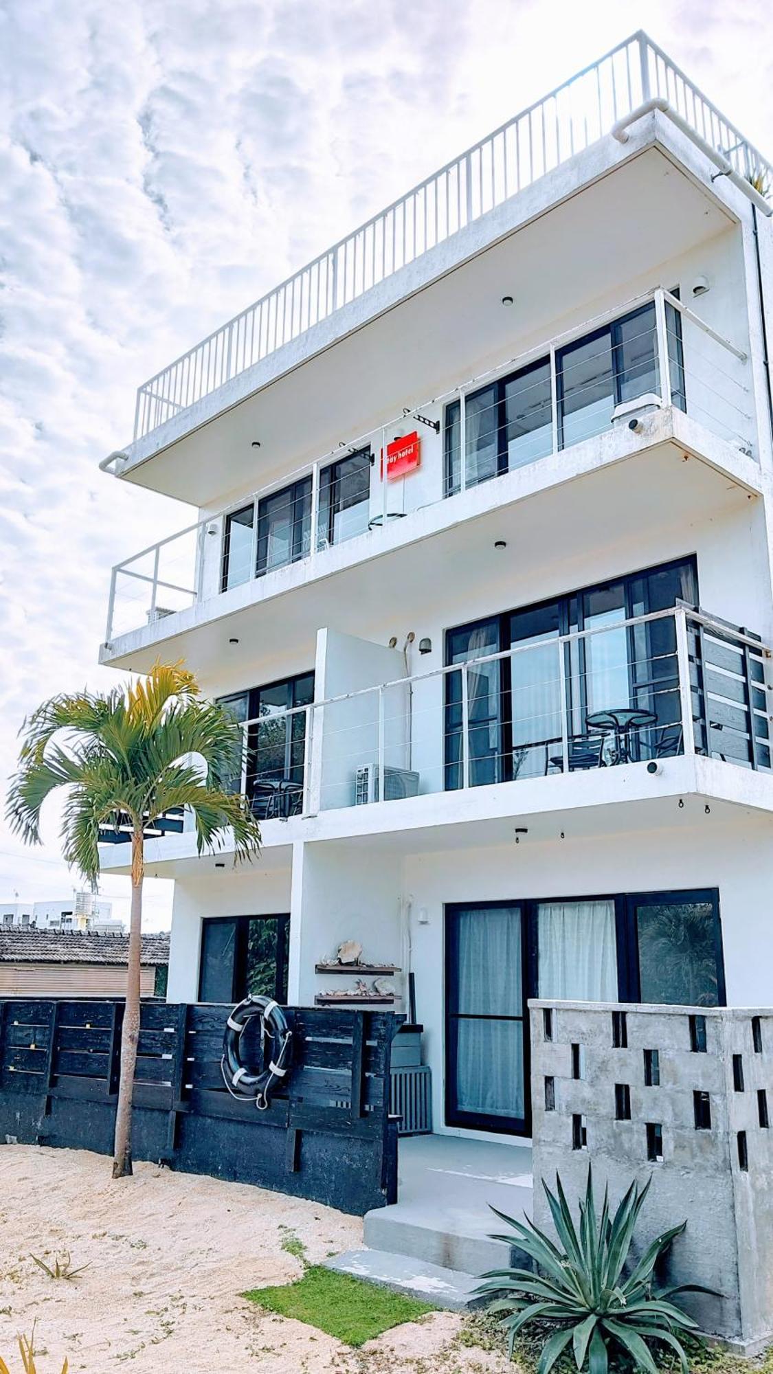 Staey Hotel Nago Buitenkant foto